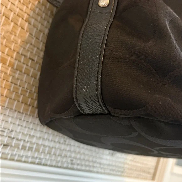 Coach Poppy Black Drawstring Bucket Bag EUC - Picture 7 of 16